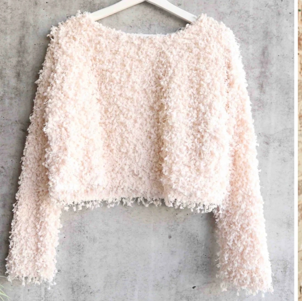 EUC FATE GLORIOUS SHAGGY CROPPED SWEATER TOP IN CREAM - Picture 3 of 9